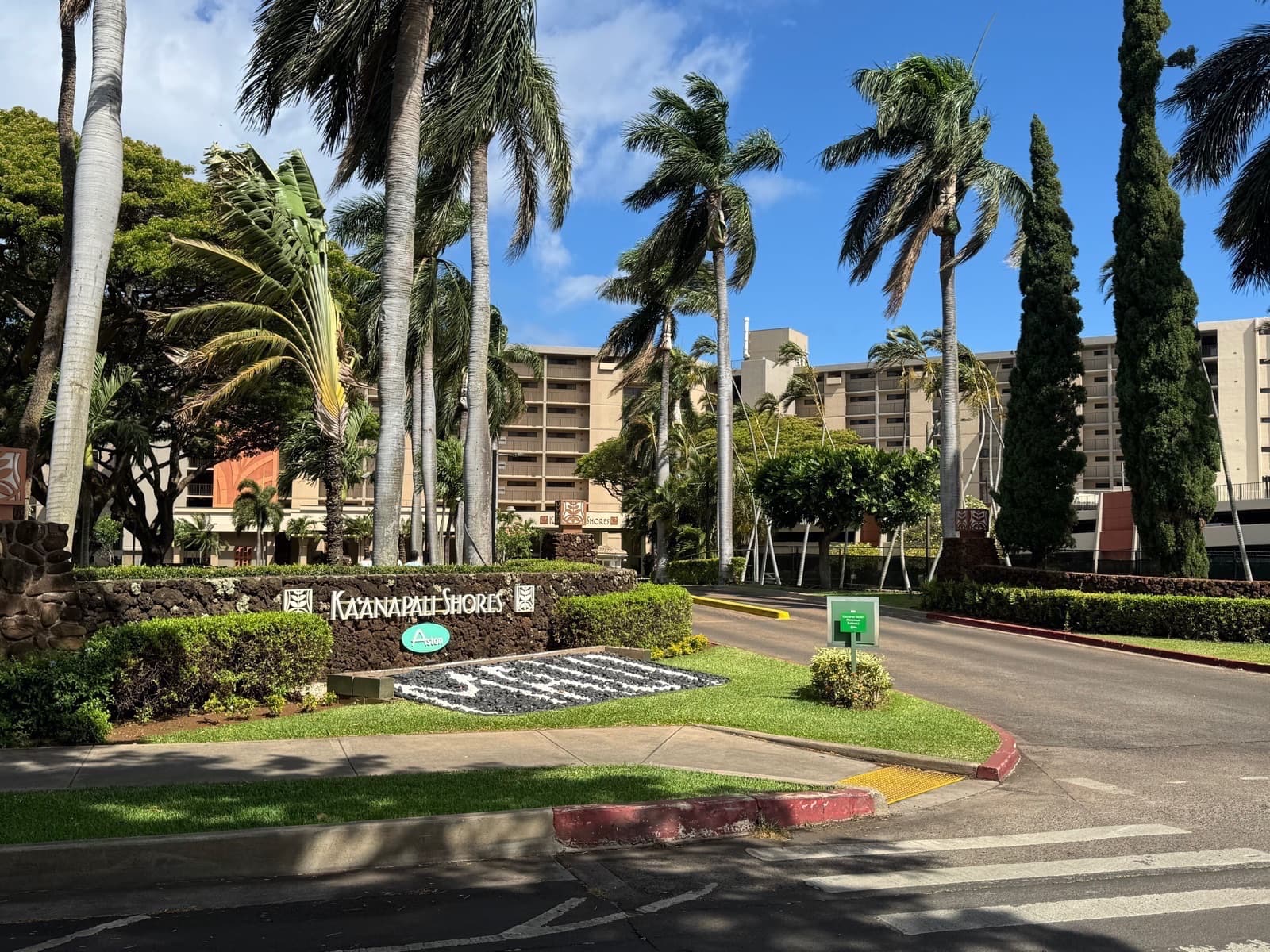 West Maui condominium shoreline near Kaanapali