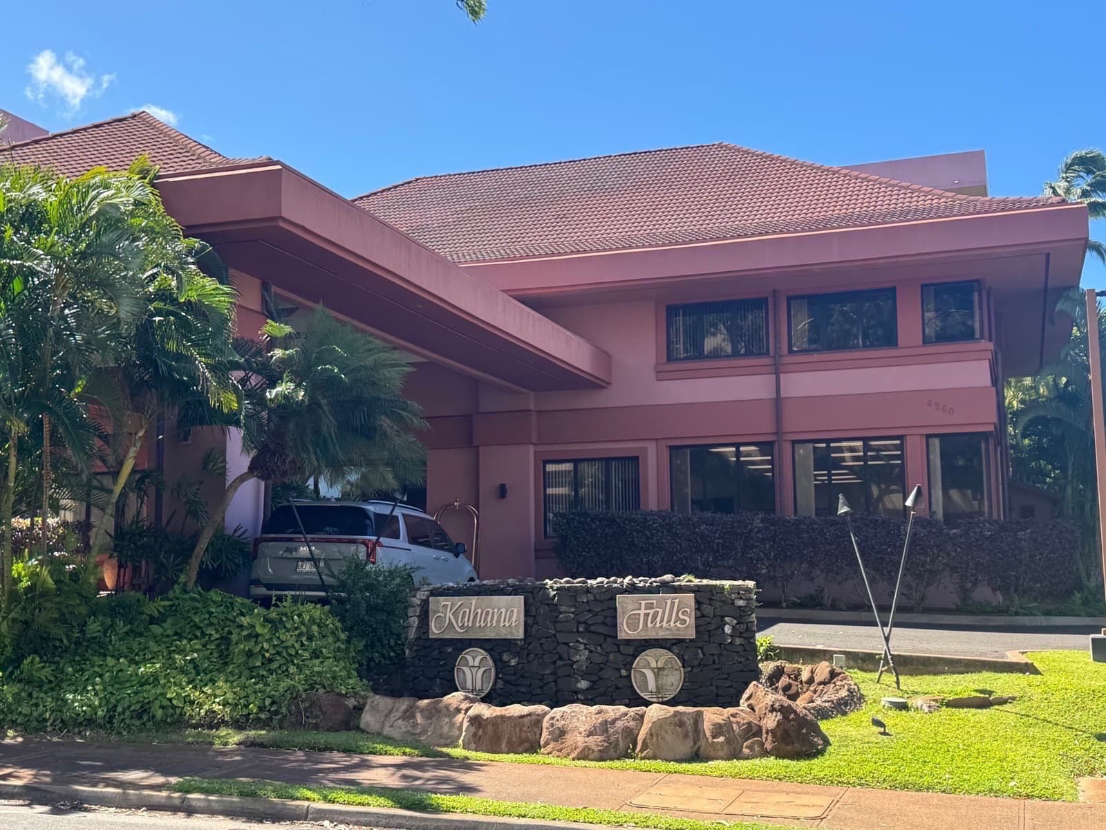 Kahana Falls — Kahana, West Maui — condo guide
