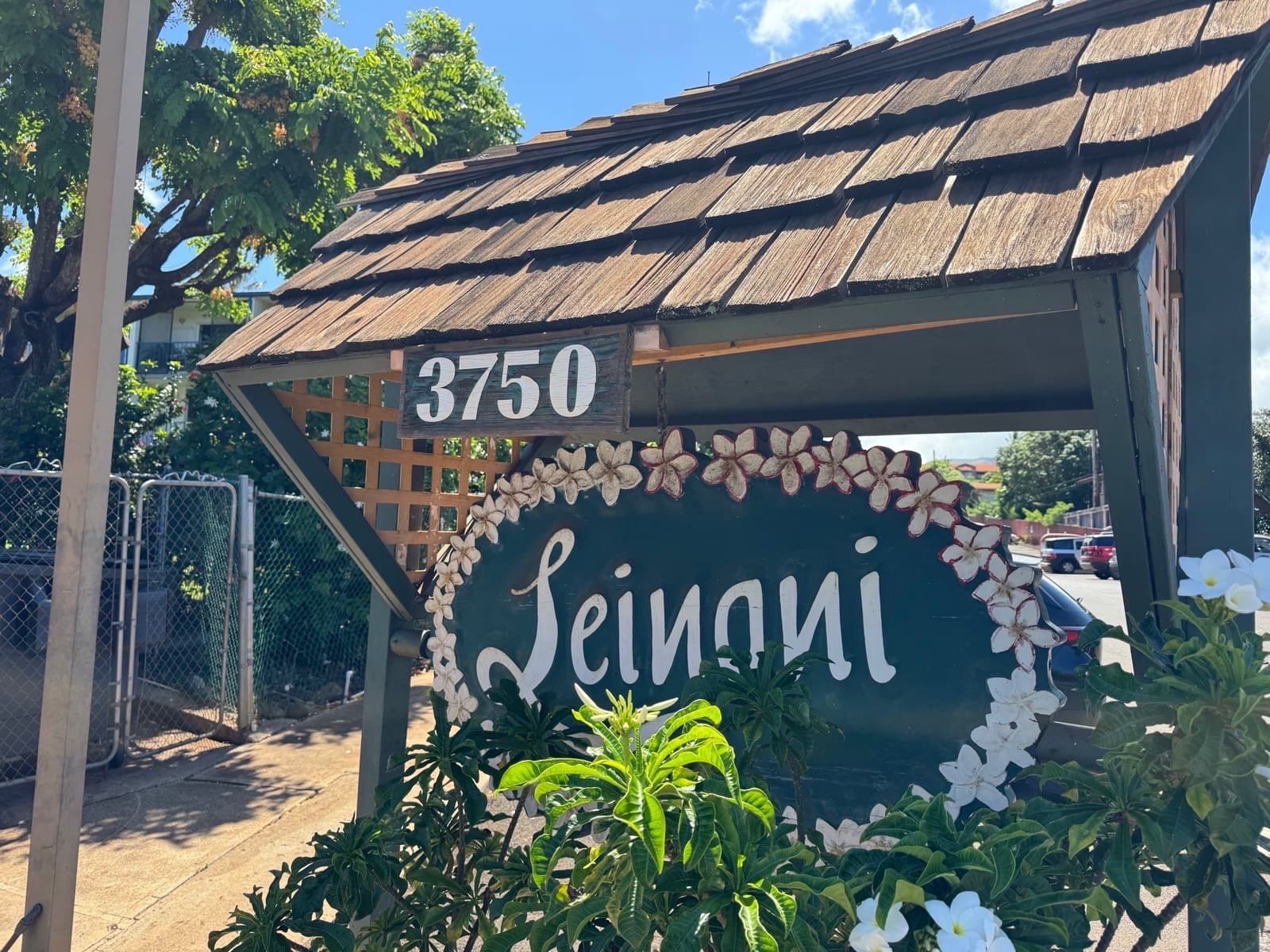 Leinani Apartments — Mahinahina, West Maui — condo guide