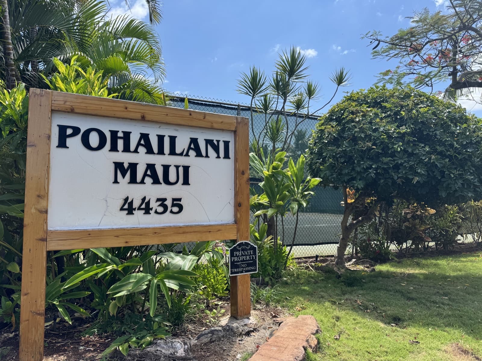 Pohailani Maui Kahana condominium community