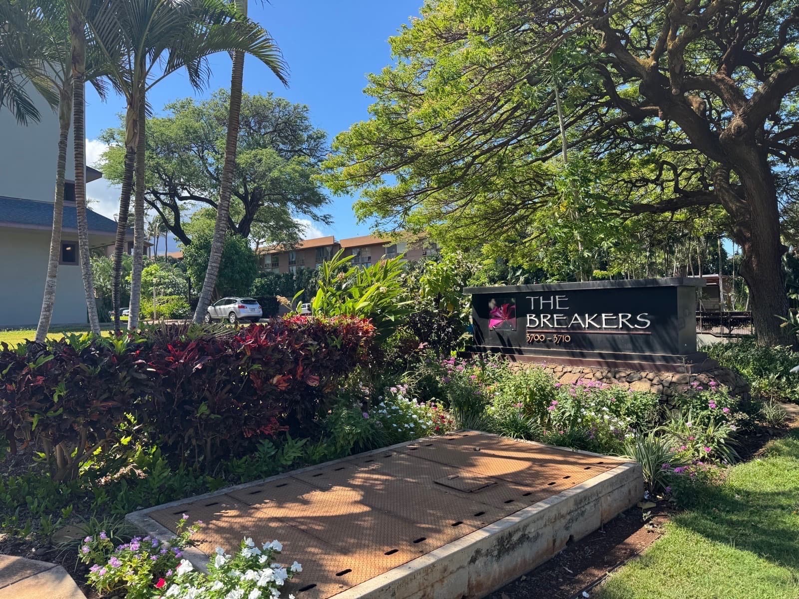 The Breakers — Honokowai, West Maui — condo guide
